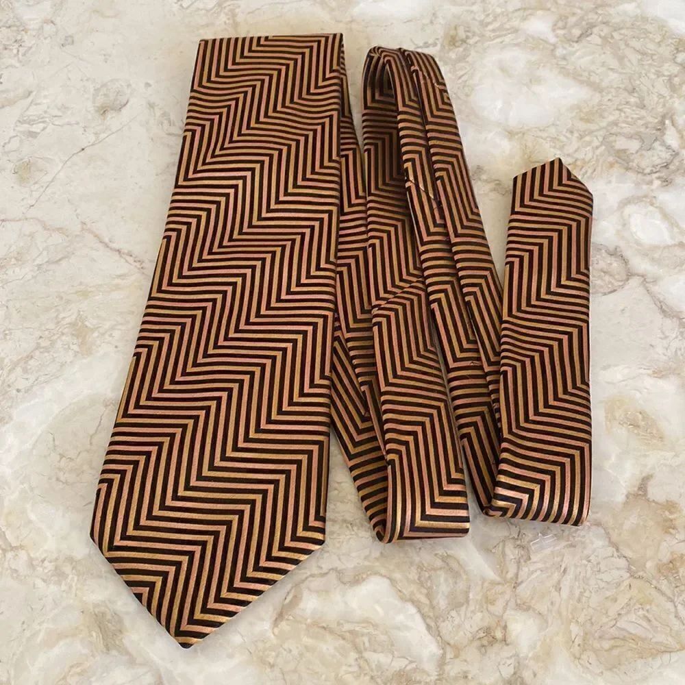Paulo Visari 100% Silk Madenin Italy Op Art Tie